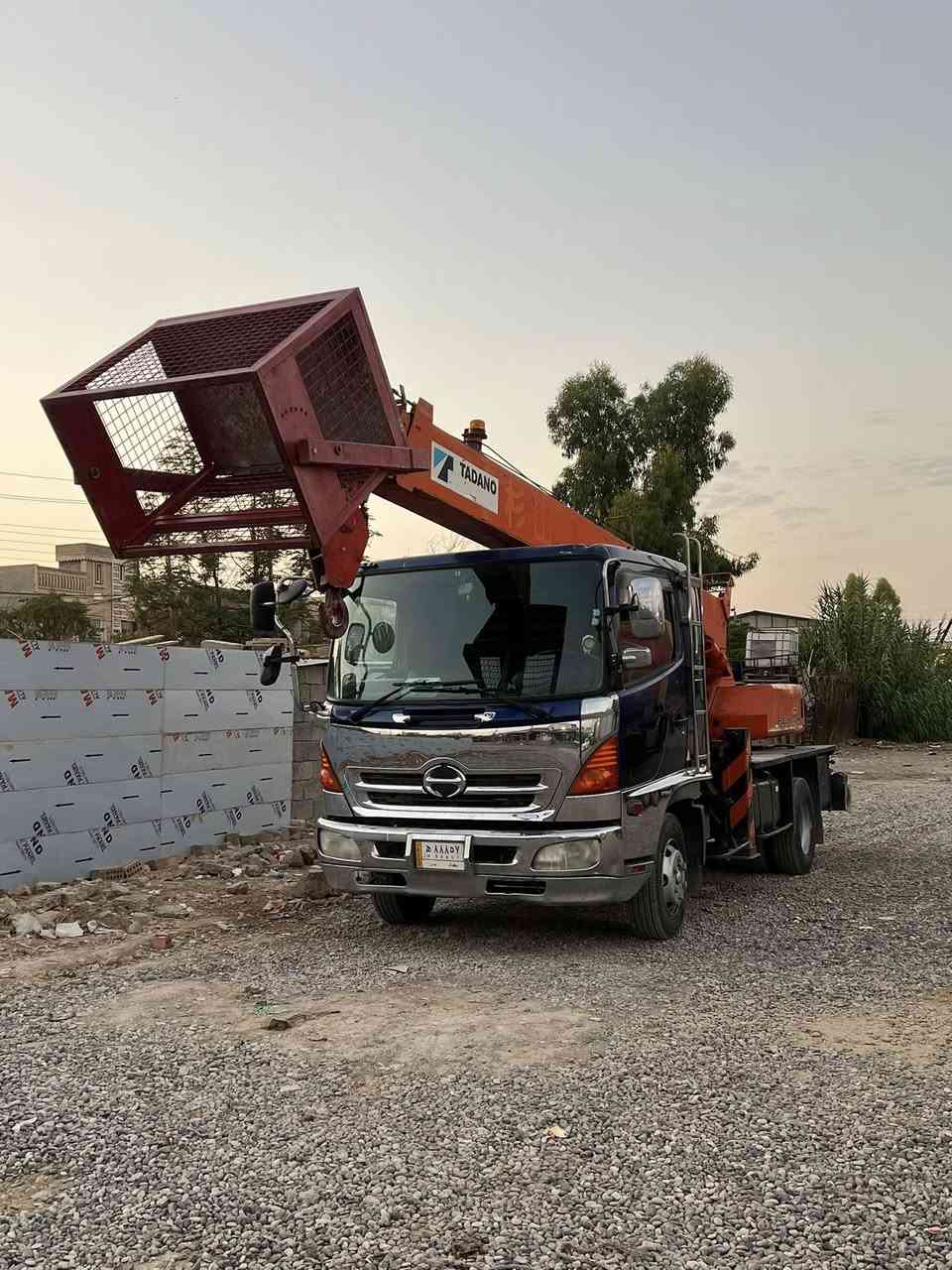 بيح كرئن 7تن هينؤ شيتان
مؤدئل 2003
جائز سئفتي 
كلو شرت
*********** 📞
