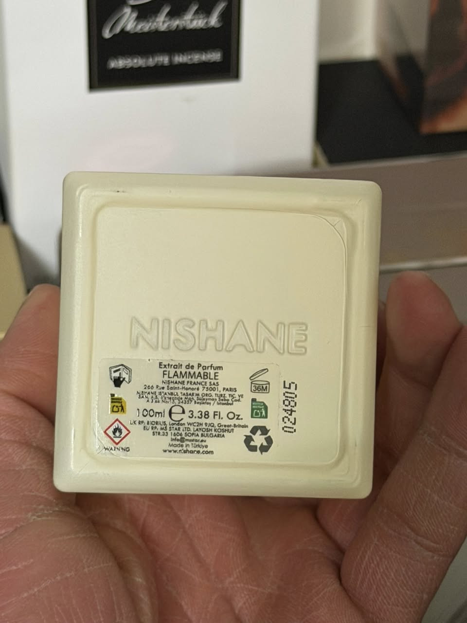 نيشان اصلي نسخه قديمه تركيزة عالي واداء فوق الممتاز
95 مل مصدر موثوق الاغا للعطور 

اريد اراوس بهبسكس او مونيكال او عطر بي ورد وعنبر حسب الماركة اراوس


**إذا كنت صاحب هذا الإعلان وتريد حذفه لأي سبب، رجاءا أرسل رسالة إلى الدعم الفني**