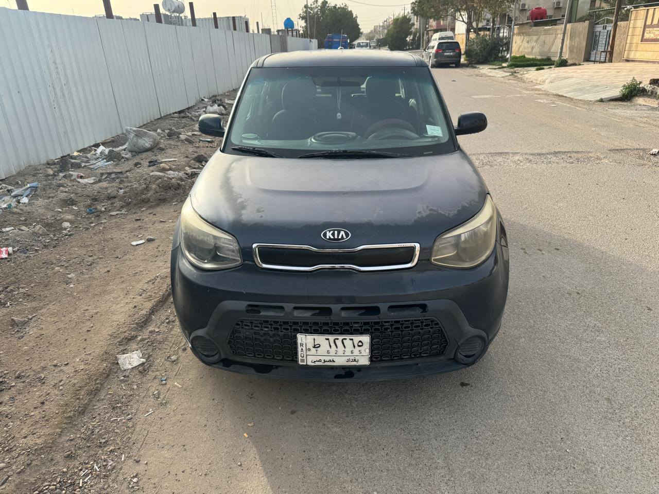 سول وارد امريكي موديل 2015 حبري الحادث كما موضح في الصورة
 بيها صبغ بنيد وجاملغ والباب الايمن وبيها جراد بالصبغ بمكانات وبيها ايرباك درگة ودشبول وبردة مكفولة لغد وشاصي
 والضربة جانبية بالجاملغ الامامي الايمن كما موضح بالصورة
 محرك (2000 GDI) وماشية (77400 ألف ميل)
على ايدي من سنة 2017 سيارة ما ناقصها شي قبل اسبوع سويتلها صدر كامل مع تبديل دسكات والتبريد شغال
السعر 112 وبيه مجال
المكان بغداد المشتل
الرقم *********** (واتساب)
