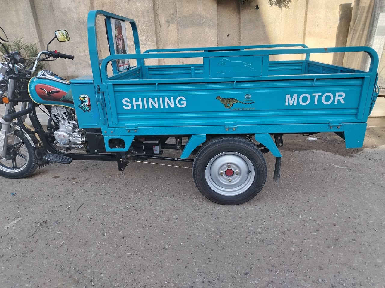 للبيع. جديد كم شهر طالعه  موديل 2023. رقم انكليزي  سنويه  جديده. مكان حي الجهاد *********** $ *********** شراي ينتصل وبل خدمه تحياتي لكم
