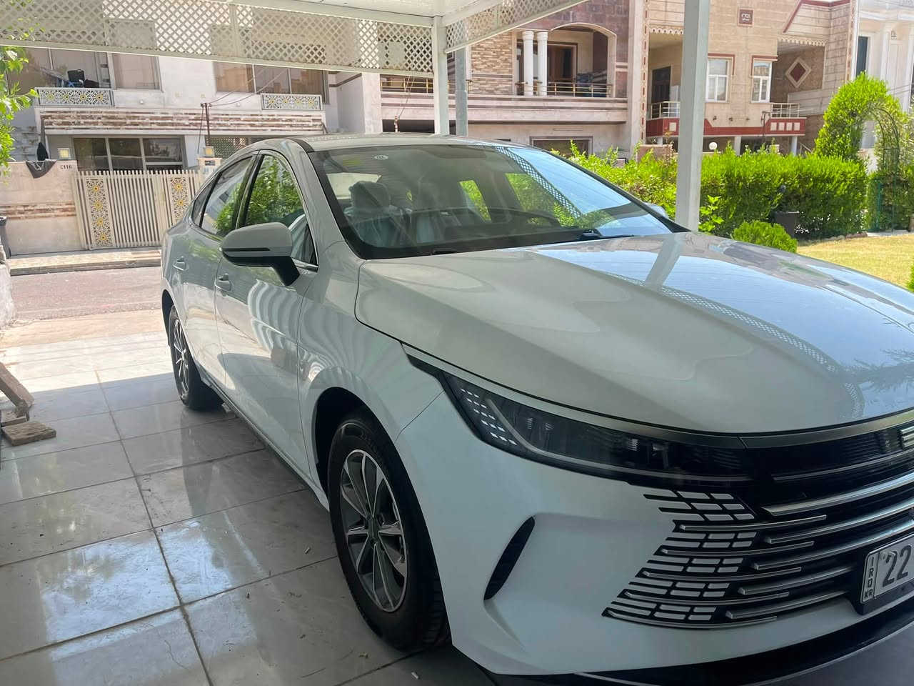 Byd distroe هيجي نيه يه ك قوبي بجوكي هه يه ليوي بونيتي له رسمه كه ي دياره ته نيا ١ يه ك هه زار رويشتوه صفره تازه ره قم كراوه موديل 2025 نرخي 134$مجاليكي كه مي تيدايه ***********
