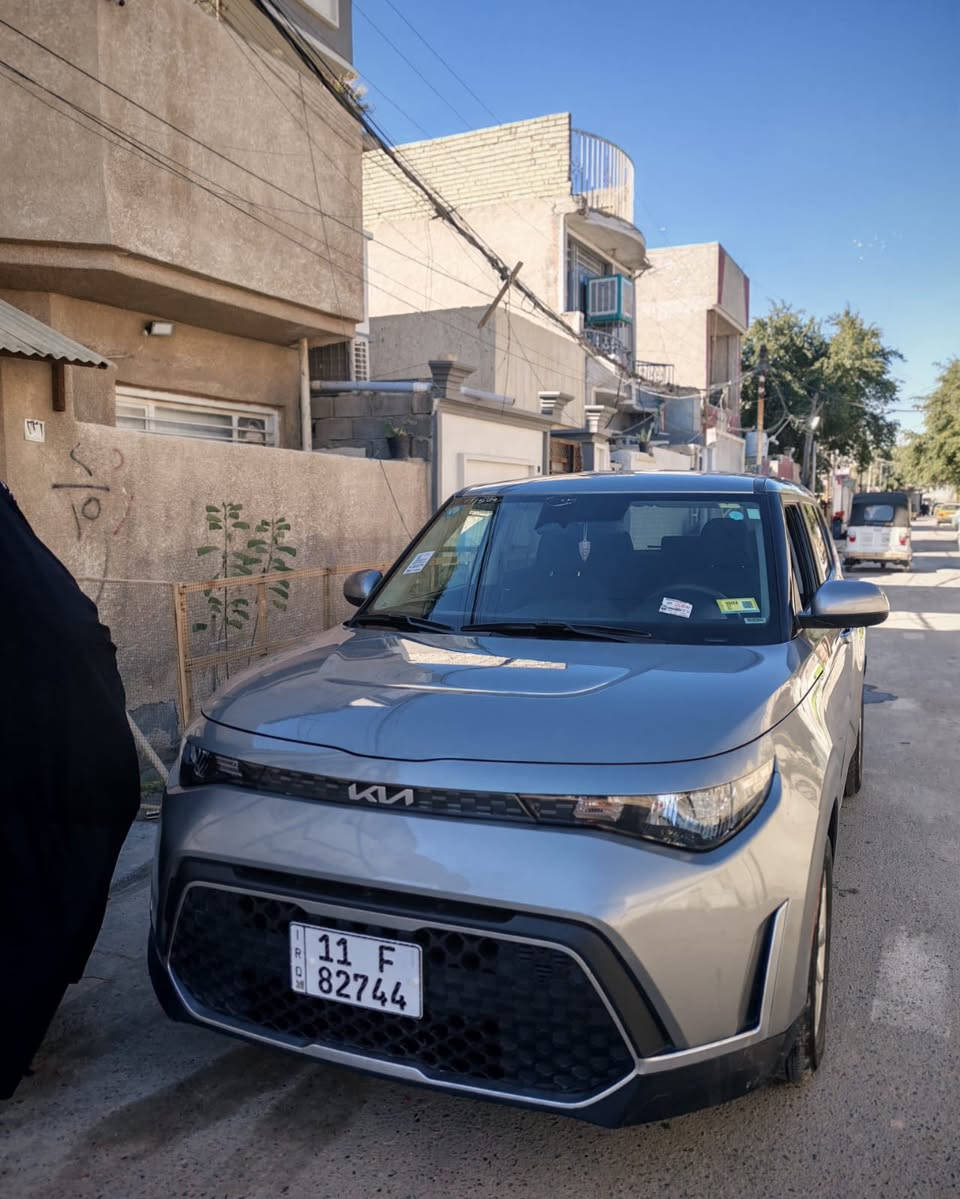 آلسَـِْ♡̨̐ـِْلامَ علـِْ♡̨̐ـِْيگمَ
صول 2023 
سياره نضيفه جدا 
ماشيه 26 الاف فقط بوضع شركه 
محرك دوش ٢٠٠٠ 
شاشه دجتل حساسات كامره   المواصقات معروفه 
حادث سياره موضح بل صور بدون دواخل بدون شاصي 
مكاني بغداد شعب 
السعر 147$
رقمي ‭0771 309 2230‬
