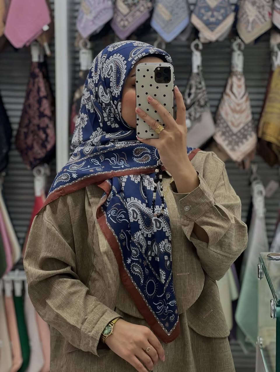 ربطه قطن قياس متر ديالى خانقين خلف مجمع حبيب مول مجاور مجمع قنبر يوجد توصيل لجميع محافظات العراق


**إذا كنت صاحب هذا الإعلان وتريد حذفه لأي سبب، رجاءا أرسل رسالة إلى الدعم الفني**