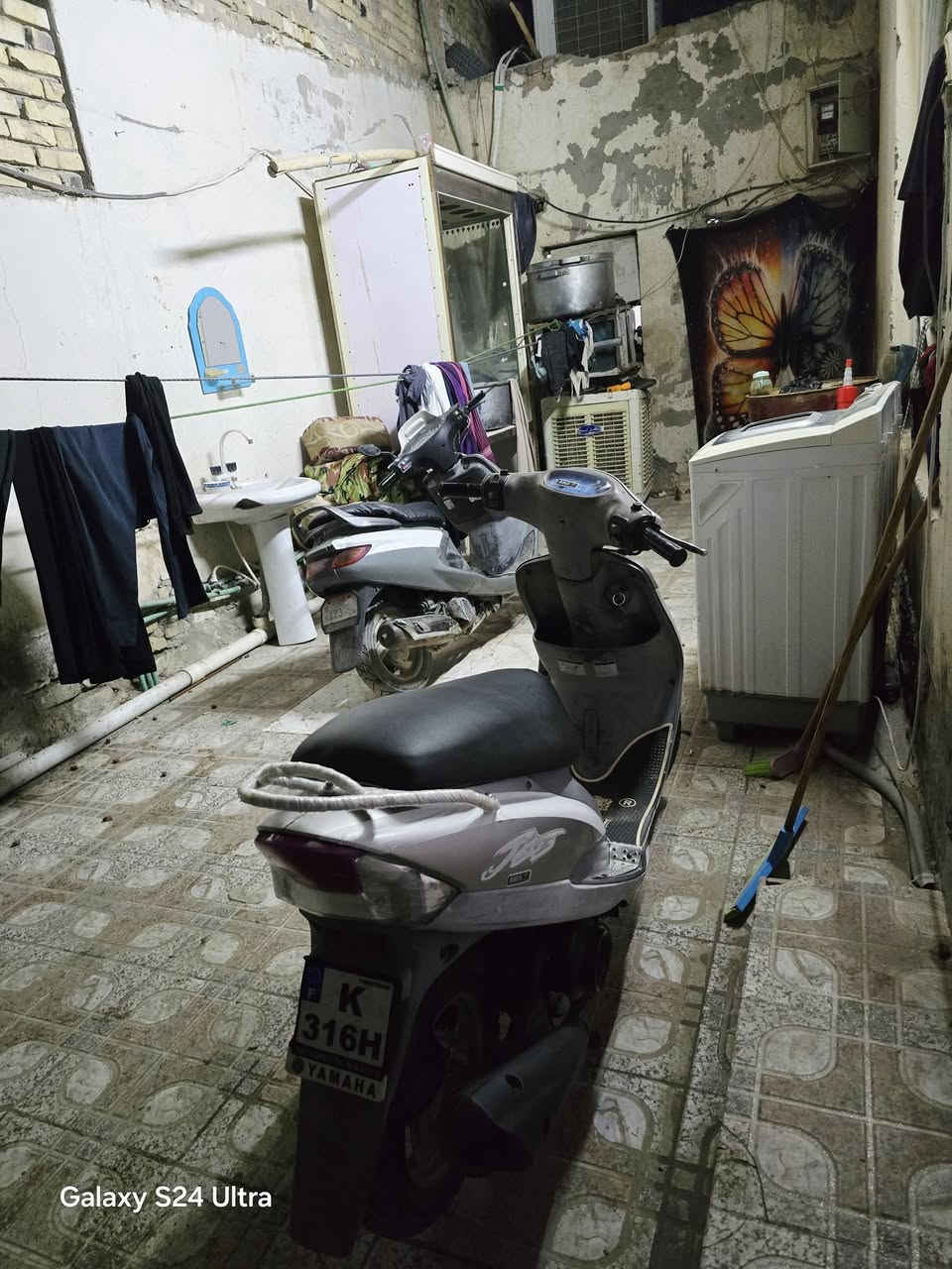 ماكس منغولي حاويه مصار شهرين من طلعتها كفاله عامه من كلشي نگره سلف هندر شغال كهربايات كلها شغاله (للبيع او مراوس بفورزه)السعر 950وبيها مجال للستفسار الاتصال علئ***********-***********
