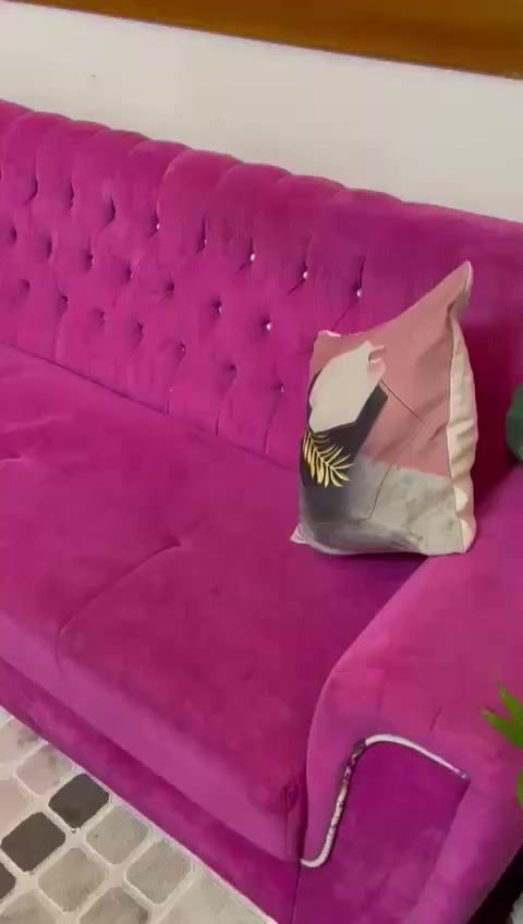 السلام عليكم عندي تخم البيع نظيف هو والميز الوسط سعر ٧٠٠وبي مجال عنوان بغداد


**إذا كنت صاحب هذا الإعلان وتريد حذفه لأي سبب، رجاءا أرسل رسالة إلى الدعم الفني**