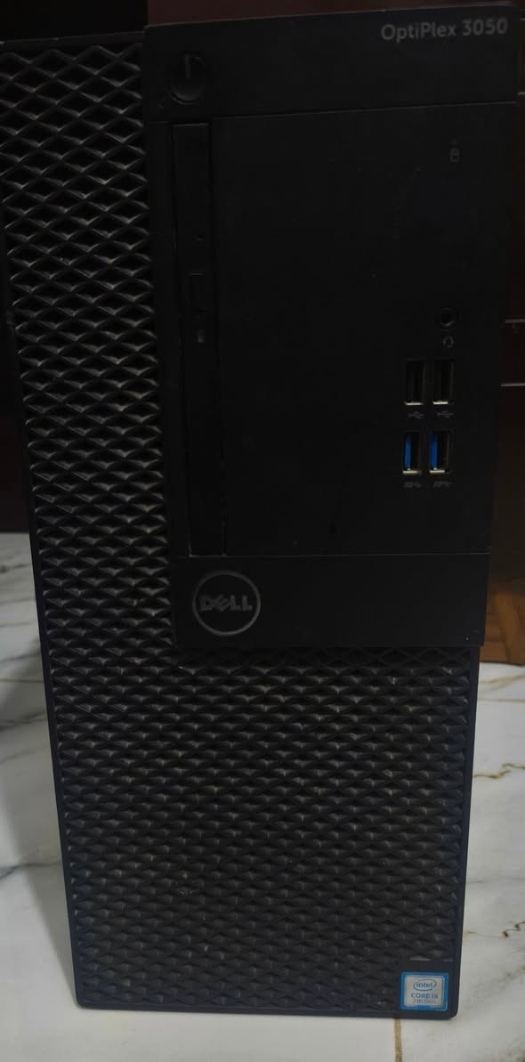 السلام عليكم كيس Dell الكبير مو  صغير
Coer i5 7500
Ram 8 DDR 4 
HDD 500 +128SSD
Gtx 1050ti 4GB Asus
ويا شاشة hp استاند قلاب تصير عمودية وافقية 
وكيبورد
مع الشاشة السعر 275 وبدون شاشة 225
مكاني نجف


**إذا كنت صاحب هذا الإعلان وتريد حذفه لأي سبب، رجاءا أرسل رسالة إلى الدعم الفني**