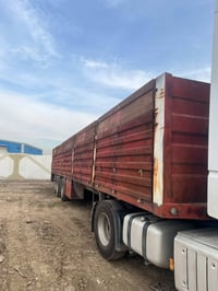 فلات لبيع سعر 50$ بيها مجال 07518437612