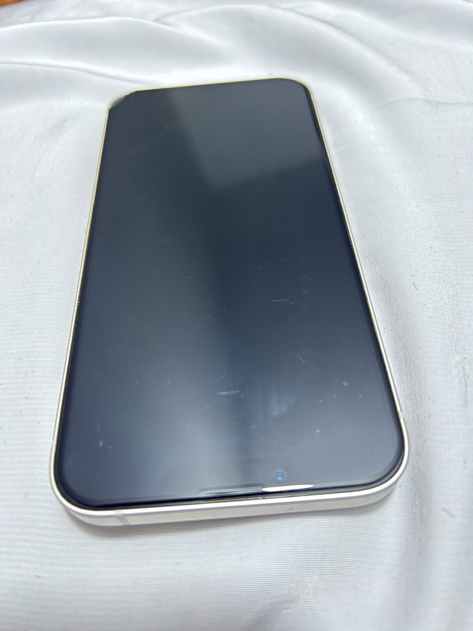 ‏
 السلام عليكم للبيع

iPhone13 عادي 

الجهاز حيل نضيف 
بطاريه 80
شرط الفحص ما مبدل بيه شي 
ذاكره 128
الجهاز كله شغال 
السعر450 الف وبي مجال 

للستفسار ***********

العنوان صلاح الدين العلم
