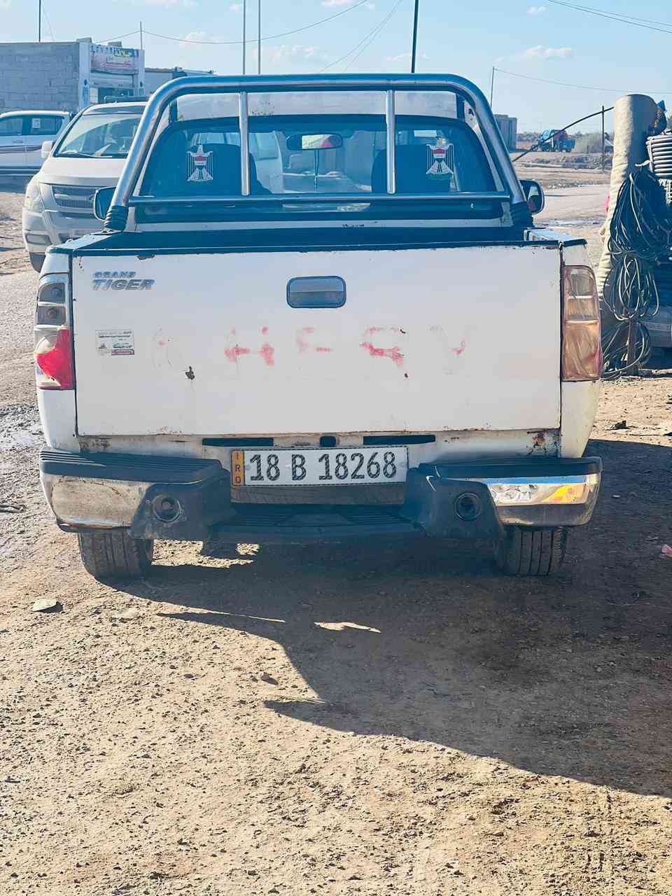 السلام عليكم للبيع بيكم شيري موديل 2011 رقم بابل دولي السنويه مجدده لل 2030 تحويل  مباشر مشروع وطني السيارات مكفول كفاله عامه كير اكسن شاصي كفاله كهربائيات مسجل كله شغال
صدر كفاله تخم تايرات 
تدفئه تبريد كله شغال 
السياره نظيفه جداً ع وضع الشركه 
ملاحظه السياره مالت جناي ونظيفه جداً 
المكان حله.
السعر اتصل 
*********** واتساب 
***********
