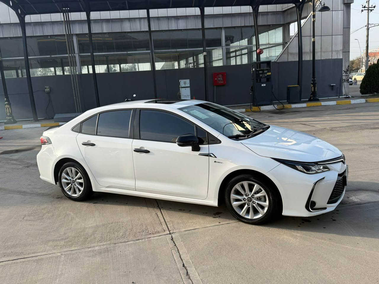 سلام عليكم . تويوتا كرولا هايبريد 2025 بي سبوغ بي تعديل ٧ هةزار روشتوة كتابي جام رةشى لةگةلة رةقةمو سنوى هةموو شتى نويية . أربيل, العراق


**إذا كنت صاحب هذا الإعلان وتريد حذفه لأي سبب، رجاءا أرسل رسالة إلى الدعم الفني**