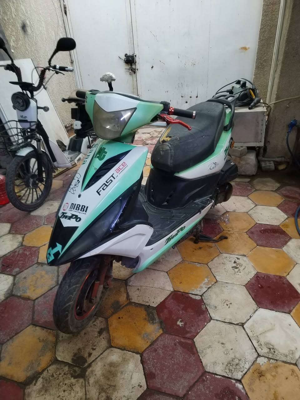 دراجه للبيع شغاله سلف السعر 150 ألف للاستفسار الاتصال على الرقم *********** موجوده في كربلاء حي الوفاء
