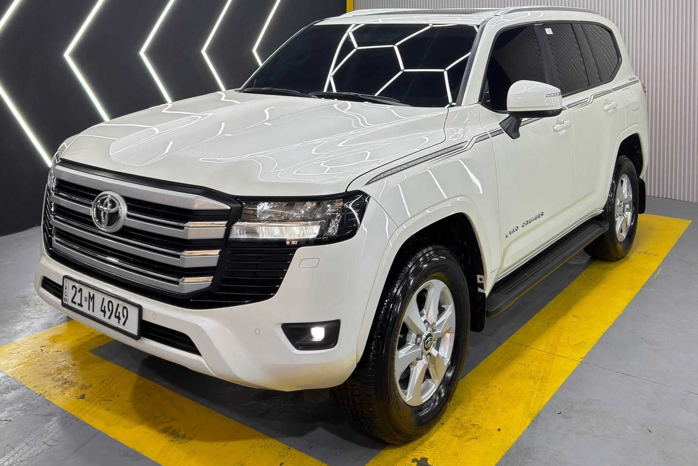 تۆیۆتا لاندکروز 2023 GX  توین تۆربۆ فول مواسەفات 
 31 هەزار  کم ڕۆشتووە
سەنەوی و ژینگە و هەزەی نوێیە 
دەعامی بۆ دەعامی بەشەرت 
نوکە دەرزی پێوە نییە
 سفری شەریکەی ساز 
 مەکینە. 6 بستۆن توین تۆربۆ 

سعر : لە کۆمێنت داوای بکە ڕاستەوخۆ بۆت دێت 🤖

گێڕ و مەکیەنە و هەمووی گیانی بەشەرت
برغوی بانەدراوە 
لەسەر دەقی شەریکە ماوەتەوە 
بەناوی خۆمەوەیە

ژمارەی خاوەن سەیارە 
***********
وەتسئاپ
