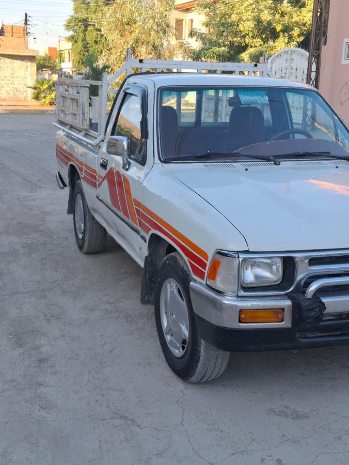 السلام عليكم بيكم موديل 1993 حار بارد السيارة فقط بوليش ما مصبوغه عام بعدها بلاد محرك كير شرط  سنوية ل27
السيارة جاهزه من كلشي ومشروع وطني مكان السيارة كركوك السعر 65.                           للاستفسار اكثر اتصل***********
