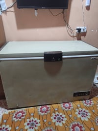 ثلاجة • للبيع