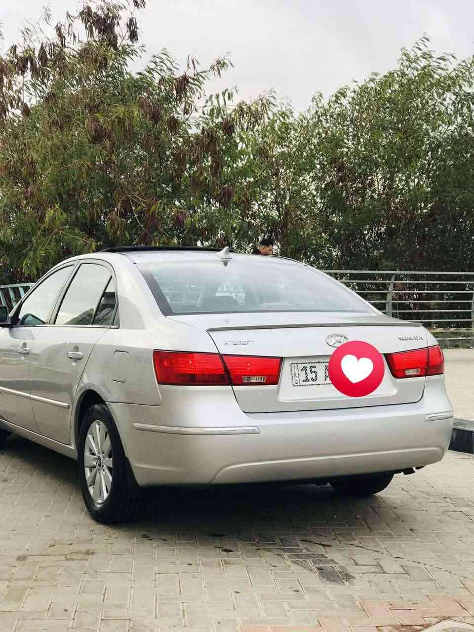 اسلام عليكم للبيع سوناته 2009 وارد امريكي كلين كفاله عامه فقط بارد بلباب جوه المرايه  سعر المطلوب 130 
سياره جاهزه 
كير مكينه بشرط 
تخم تاير ويل لمتد 
فول مواصفات 
رقم انبار دولي باسمي 
مكان سياره  انبار فلوجه للتواصل 
‏‪0786 501 9592‬‏
***********
