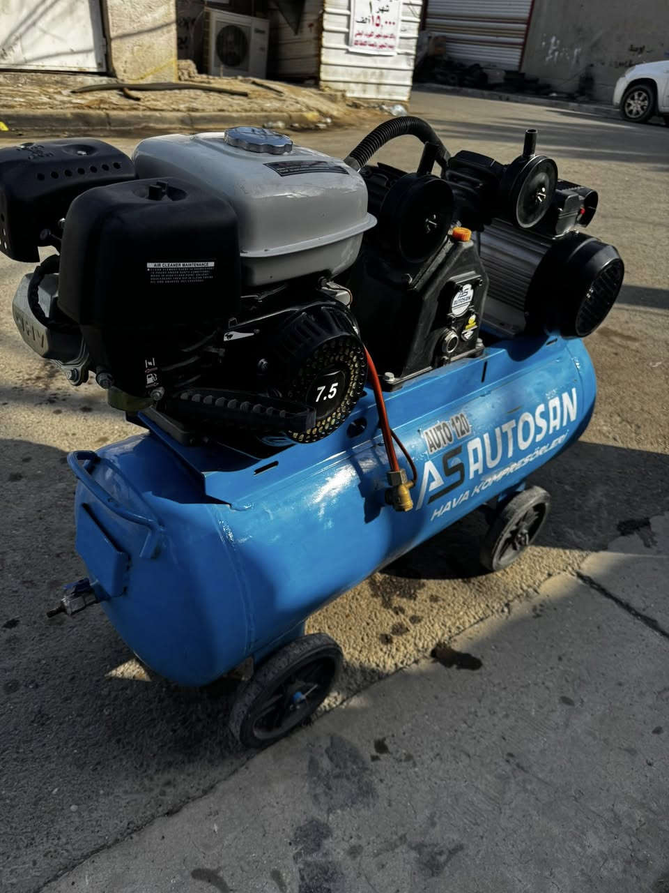 سلام عليكم كمبريسر حجم 120 مستعمل 4 اشهر اخو جديد مولده ما مشتغله ابد مكان بغداد حي العامل سعره 350 
***********
