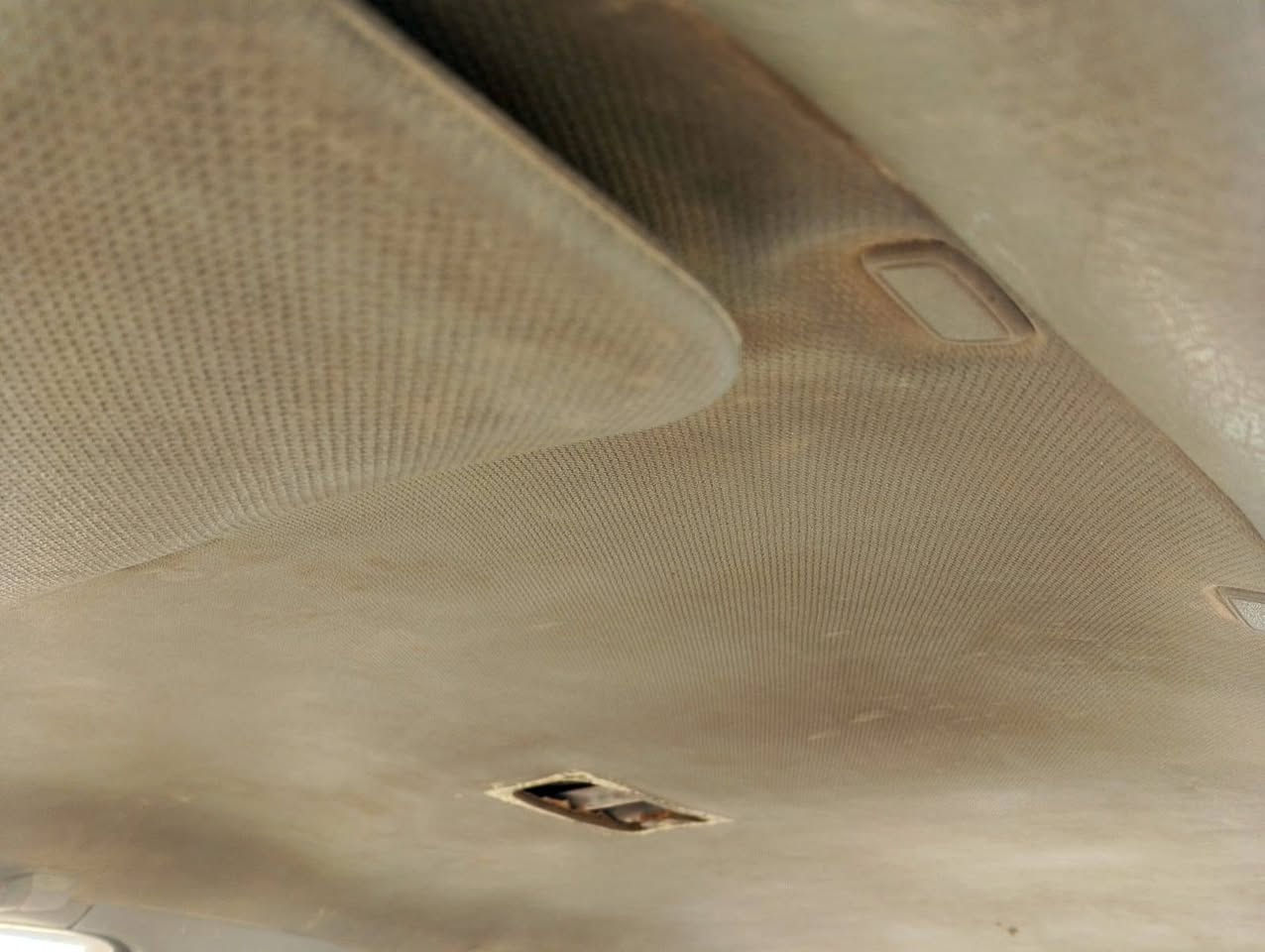 كيا سيفيا موديل 94 گير محرك مكفول تخم تاير جديد سنويه مجدده السعر 32 وبيها مجال للتواصل *********** المكان واسط زبيديه
