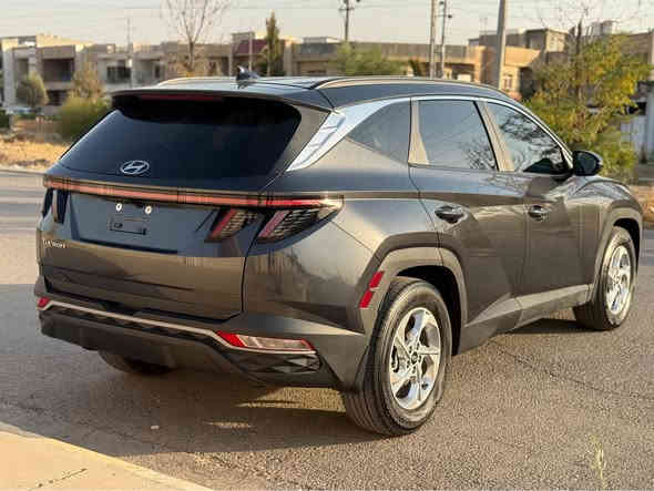 هونداي توسان SEL   2023 حادثها سرقة صبغ جاملغ وبنيد
حجم المحرك : 2.5L
‏ايرباك سليم  

المواصفات : SEL

السعر 182

بصمة وتشغيل عن بعد دخول ذكي
شاشة كبيرة تدعم CarPlay 
كاميرا
هاند بريك بصمة

كشن كهربائي تدفئة استيرن وكشنات
اوتو هولد  اوتو ستارت اوتو ستوب
 نظام النقطة العمياء Blind Spot Monitoring
توقيف جزئياً أو يبطئ السيارة تلقائياً عند وجود سيارة في النقطة العمياء أثناء الدخول إلى الشارع العام بشكل خاطئ 
تحذير الخروج عن المسار + المحافظة على المسار Lane Keeping Assist 
رادار امامي (تحديد مسار)
‏‎رادار جانبي (نقاط عمياء)
‏‎رادار خلفي (التحذير من الاصطدام)
‏‎حساسات خلفي 

شحن لاسلكي للموبايل
صندوق كهربائي 
مانع انزلاق+ABS
نظام قيادة :    ECO-NORMAL-SPORT-SMART-SNOW

تحكم استيرن 

تبريد لمس
تبريد مركزي
لايتات ليد عدسه زينون بلادي

بكلايتات LED بلادي

السعر 182

‭0751 761 4275‬ ‬ واتساب 

‭0751 135 2870‬

***********

*********** واتساب
