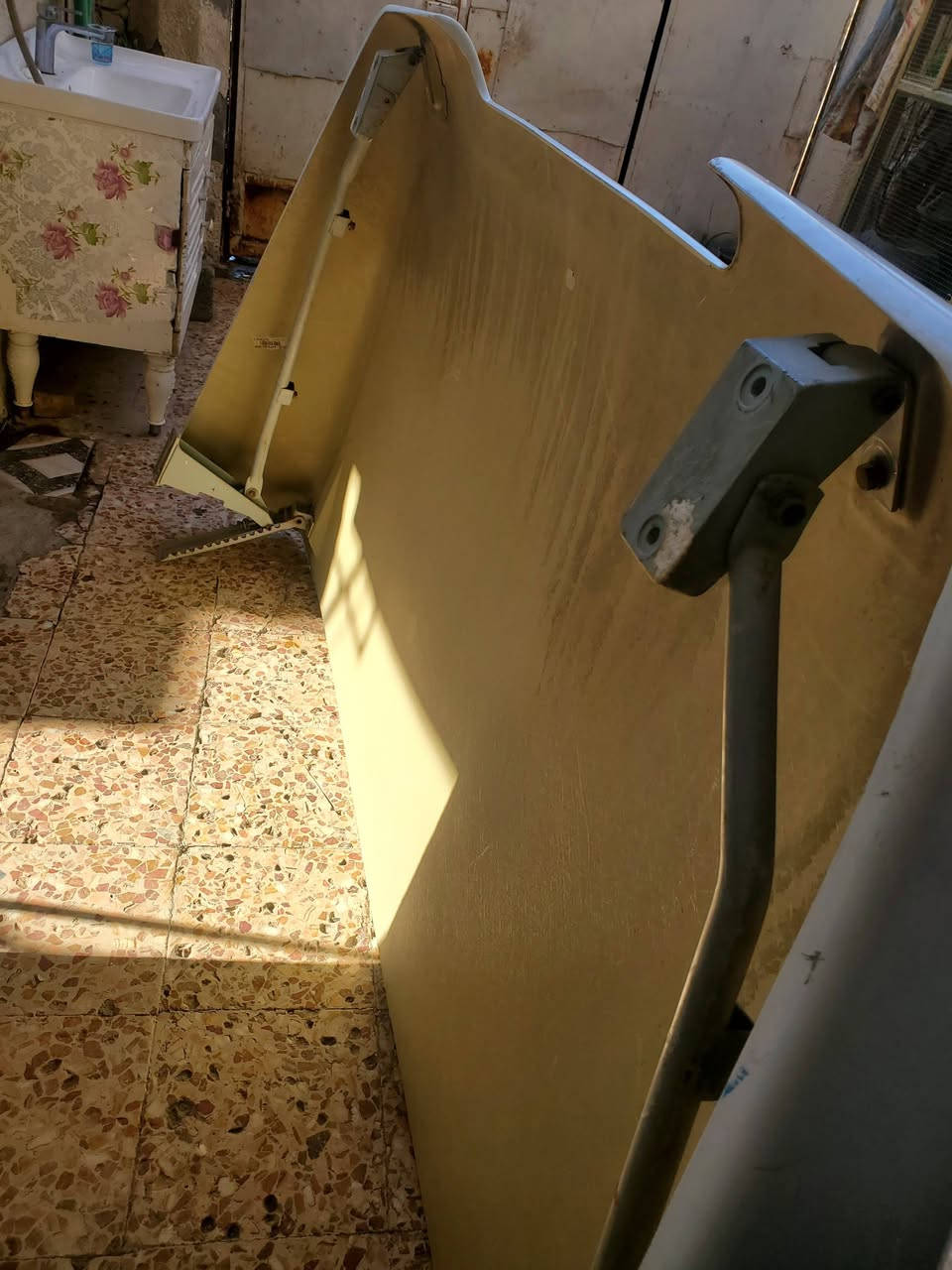 كاسحه مال اتك روز*********** عنوان بصره
