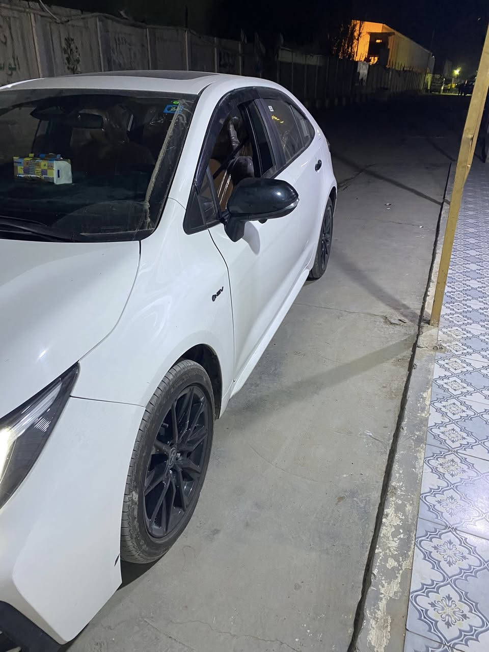 سلام عليكم كورله موديل25  اس بلاك داخل مشمشي مو احمر مواصفات فول اعلى شي بلكورله ماشيه 8000 سياره مكفوله بس الي بسونار موجود  مكان الدوره السعر 164 او بيها مجال بصيط الرقم ***********
