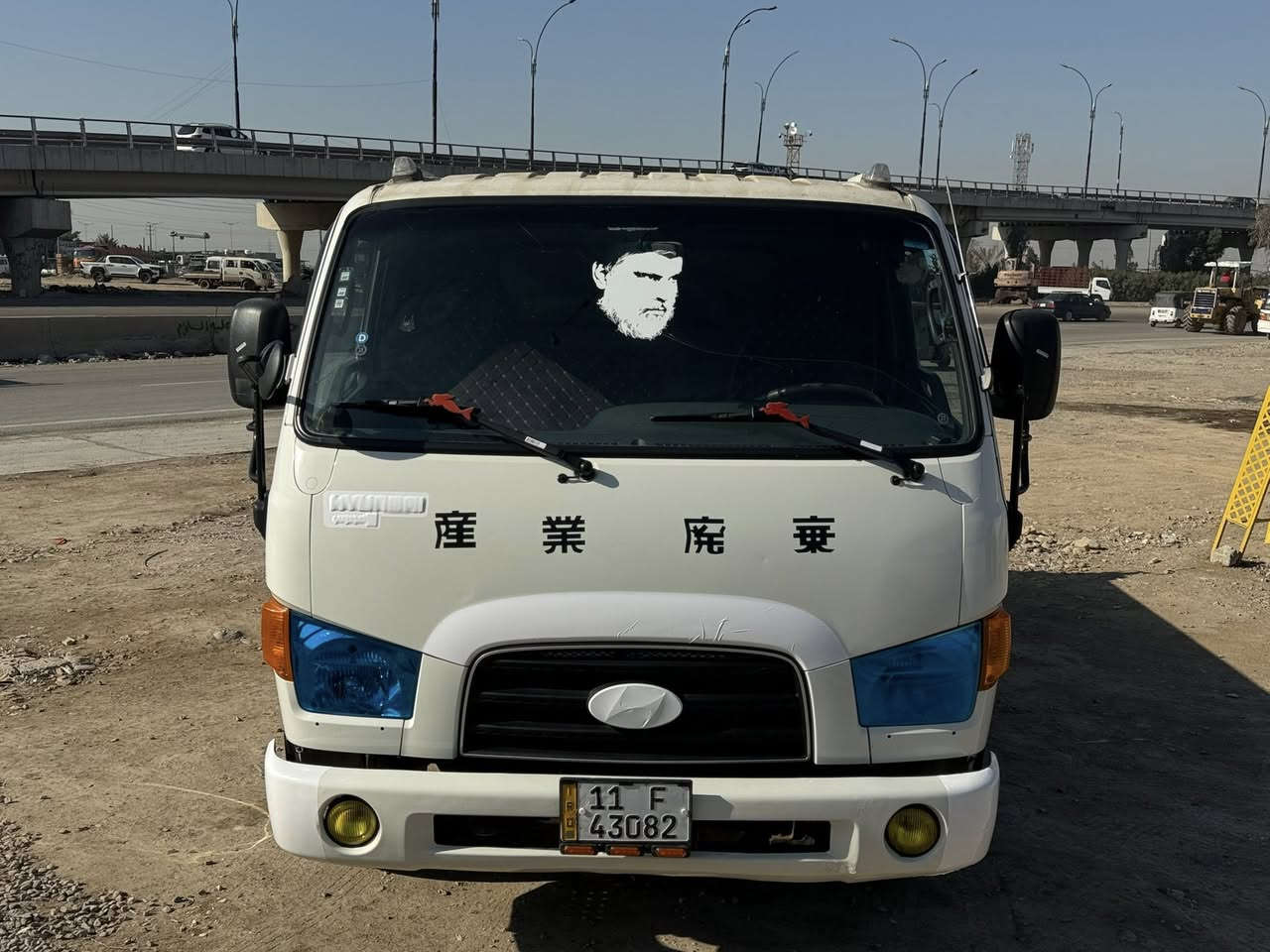 سلام عليكم هونداي للبيع موديل 2023 الهاتف *********** ابو علي المو شراي لا يتصل بدون زحمه
