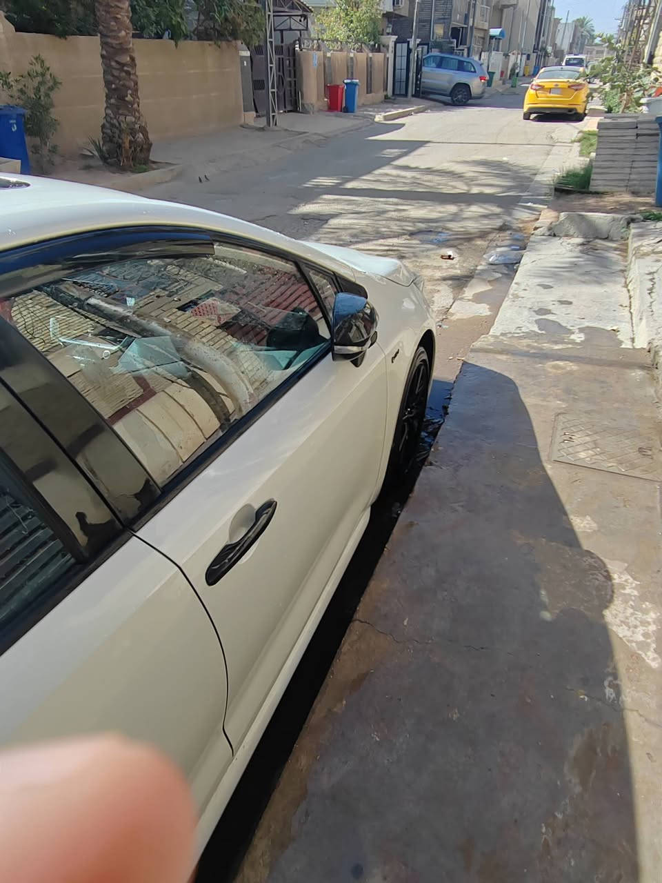 كورلا 2025 شكل امريكي مكفولة
ماشية ٨ الاف لون صدفي
داخلة بالضمان ساز
جام مغلف عازل حراري
كاعيات حوضيات
فتحة سقف كرسي كهرباء
فول 1/1
وياها جادر و سونار
المكان بغداد
 السعر 167 وبيها مجال
*********** رصيد
واتساب ***********
