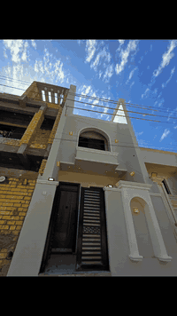 دار للبيع مساحه ٨٠متر واجه ٤متر الدوره الشرطه قرب مكوه الورد رابع فرع سعر البيع وليس العرض سعر البيع ثابت ٢٦٨ مليون من صاحب الدار مباشر العرض فقط يم مكتب ارض العرب للمقاولات العامه ***********.ابو زهراء
