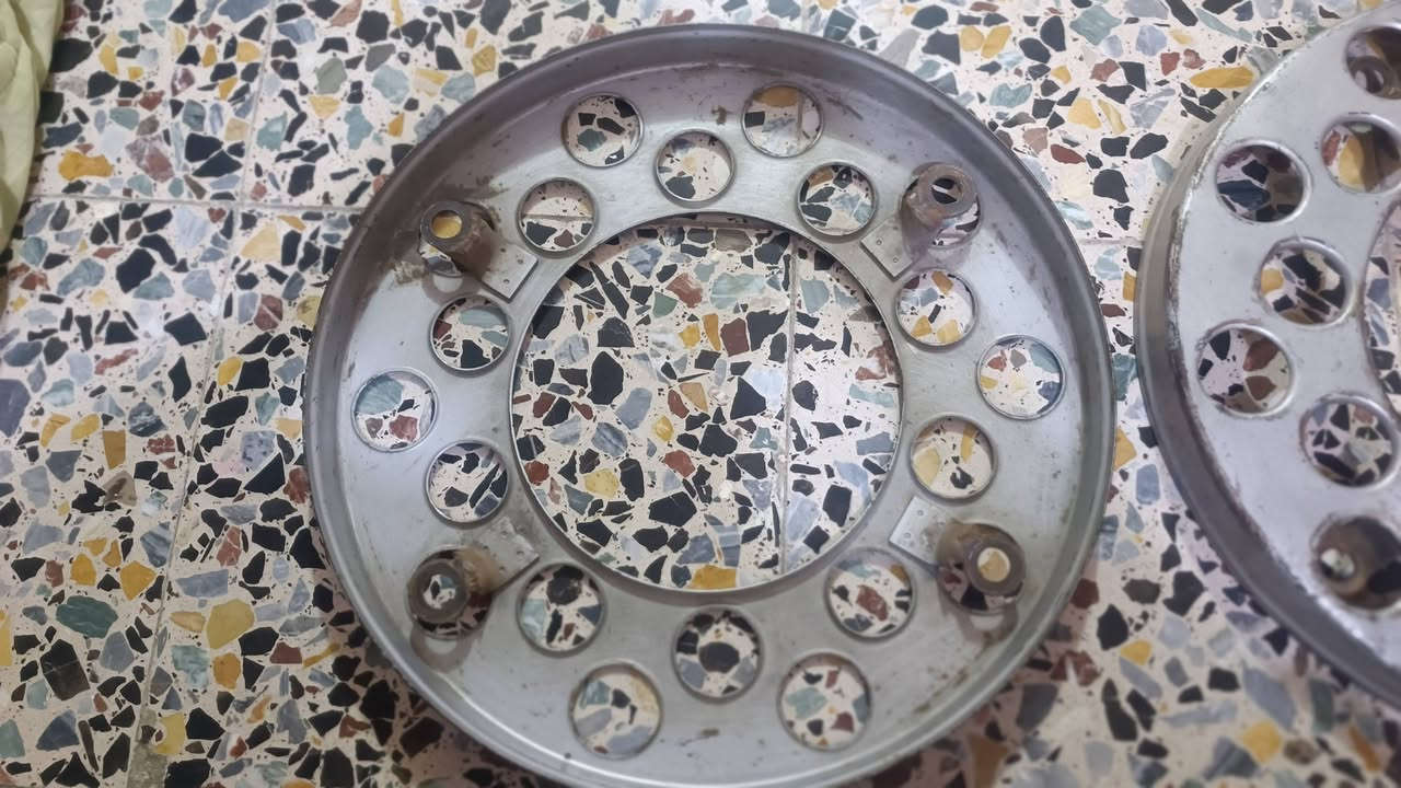 السلام عليكم زوجين طواگه مان اصليات ختم واحد سعر زوج 150 قفل *********** مكاني بغداد العبيدي
اتصل مامتواجد على نت
