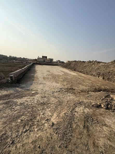 قطعه زراعي للبيع مساحه ٣٠٠م
 في منطقة الصخيين  مقابل طاقه العمل قلع طبقه من تراب ودفن جلمود وبعدها سبيس وحدل وجاهزه للبناء مباشر شارعها١٠م خدمات ماء كهرباء 
السعرللاستفسار خاص او اتصال بالرقم التالي ***********
