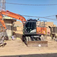 حفاره هيتاشي بي فايف • موديل 2015 • ديوانيه