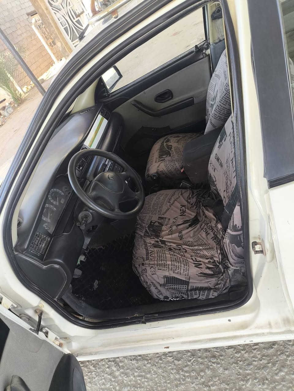 سمند موديل 2009 بسمي مكينه وكير تخم تاير جديد صدر جديد دواخل نظيفه تبريد شغال السعر 28وبيهه مجال قليل مكاني بابل القاسم ***********
