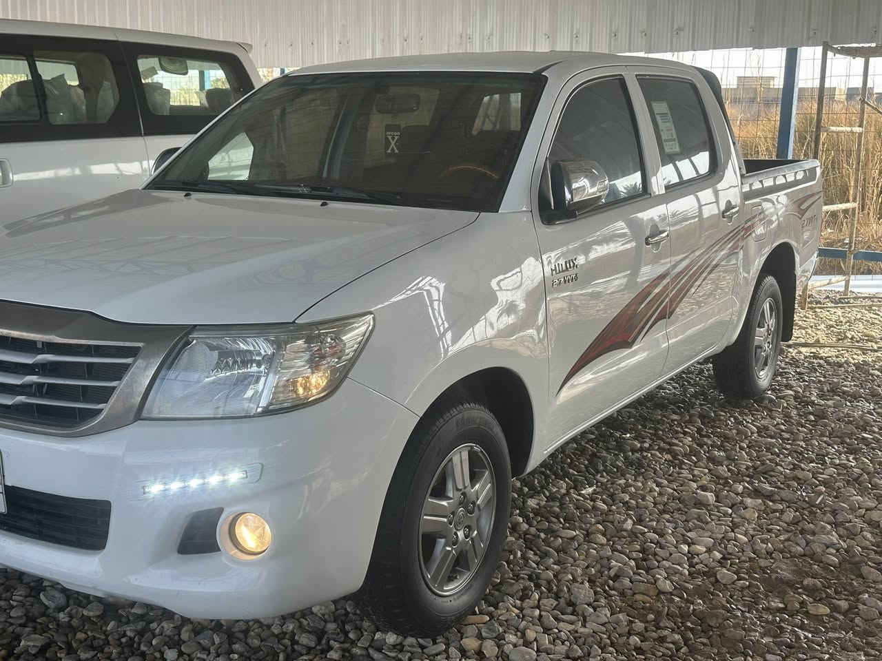 2014 كويتي شاصي 19 رقم بابل بسمي سياره جديده ماشيه 150 الف سعر 238 وبيه مجال مكاني بابل الشوملي ***********
