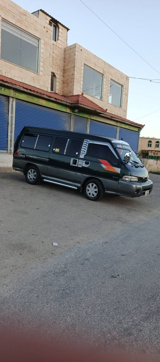 بسم الله الرحمن الرحيم
باص هنداي H100 موديل ٩٨ //كاش كاش كاش
فحص جيد جيد
قصعه 
قصعه 
ماتوووور 60 
قير جيد
ببكس جيد
ترخيس سنه 
 من دون ملاحضات بدي لا قص ولا غيار ترخيص سنه كامله جنط كوشوك نضيف دهان دهان 95% نصيفه مشيه نخب ولا طقه  مئثره عليه
يعني الباص بالصلاه على سيدنا محمد مش بحاجه برغي شغل وامشي كل شي واضح بالاعلان للبيع بسعر مغري2800

 للتفاوض بشيء بسيط بعد المعاينه 
الله يبارك لصاحب النصيب 
للتواصل0792506063


**إذا كنت صاحب هذا الإعلان وتريد حذفه لأي سبب، رجاءا أرسل رسالة إلى الدعم الفني**