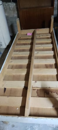 جرابي ام انفر عدد2 للبيع للستفسار اتصل 07725874701