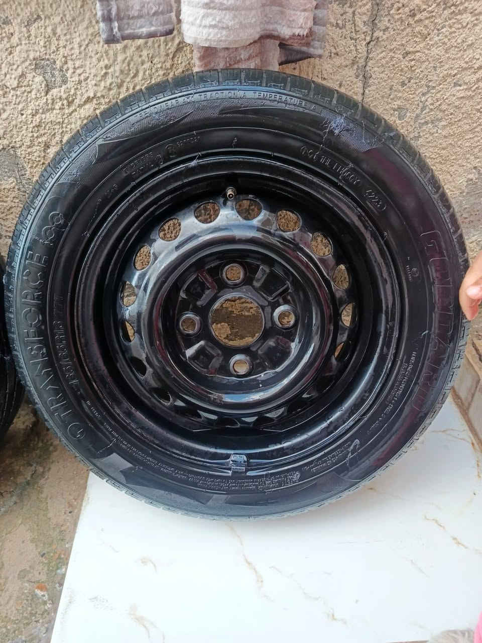 تايرات سايبا هن ول وياله لبيع نظيفات سعر 50الف عنوان بغداد شعب بوب شام ***********
