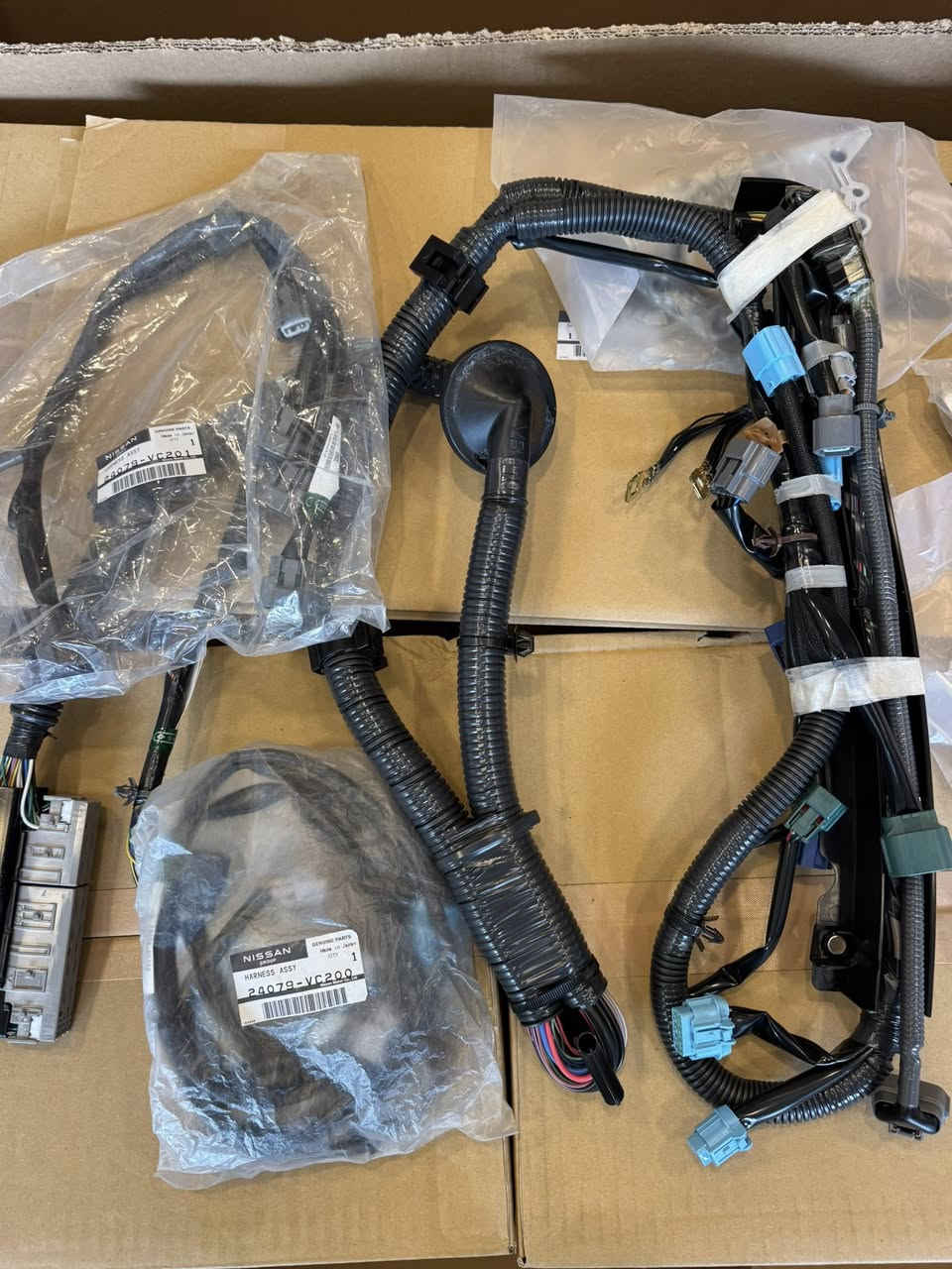 على بركة الله تم وصول ضفاير محرك باترول 
  كير اوتماتيك اصلي شركة 🇯🇵✅VC4800
موفريلكم جميع قطع غيار نيسان باترول 
اصلي شركة 🇯🇵🔥
العنوان 📍:بغداد الكرادة شارع 52مال مولدات
الاتصال ☎️:محمد ***********
