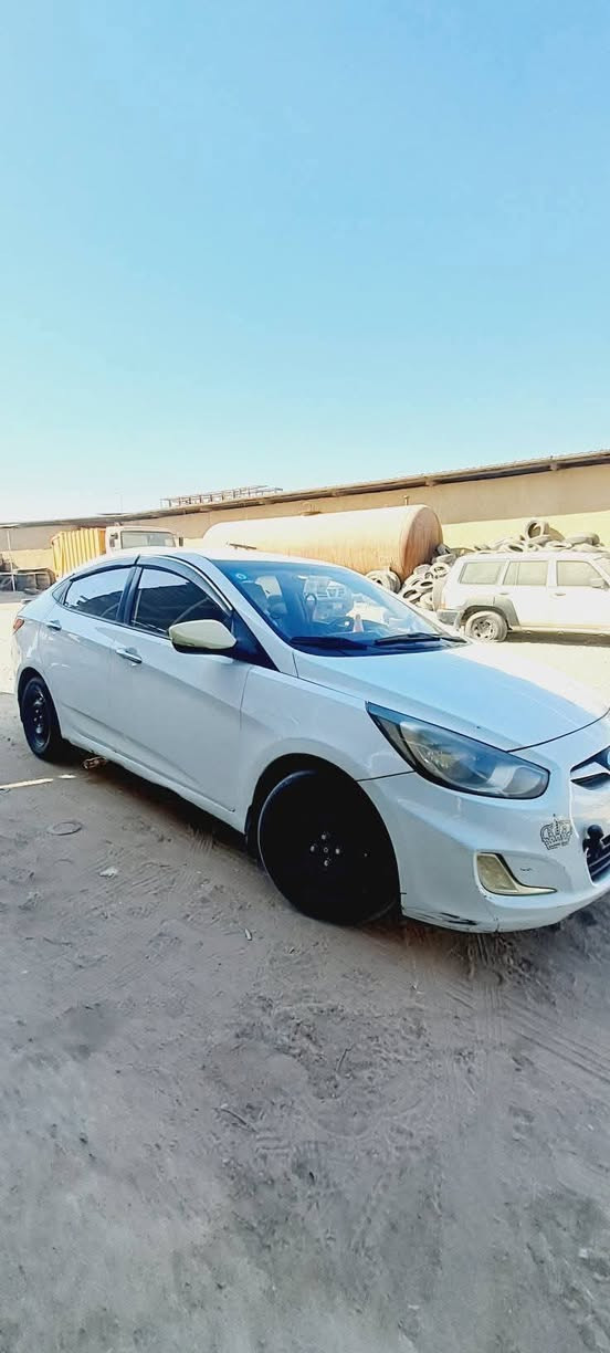 السلام عليكم
اكسنت خليجي مديل 2014 مكينه 1600 بااسمي
كفاله كير ومكينه تبريد جديد حداديه كهربائيات كلهه شغاله رقم ذيقار باسمي سنويه جديده بيهه الدوسه مبينه بصوره طخه وبيه اثر خياسات بالمجره مال جامه الخلفيه بيه دحجه بالبك لايت الخلفي موقويه والباقي شوف العين 
السعر 85 مكاني البصرة شط العرب الجزيره 
*********** رجااا الموشراي لايخابر وجماعه 75 مابيع… واسف ع الاطاله شط العرب, البصرة
