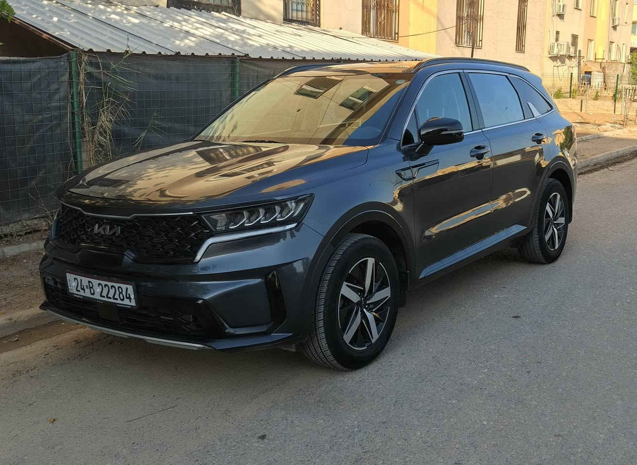 سورينتو وارد أمريكي 2022
فول فول مواصفات 
سبع كوشنات
فقط بوند صبغ 
السيارة نظيفة جدا 
السيارة مسجلة باسمي

للتواصل على الواتس
***********
