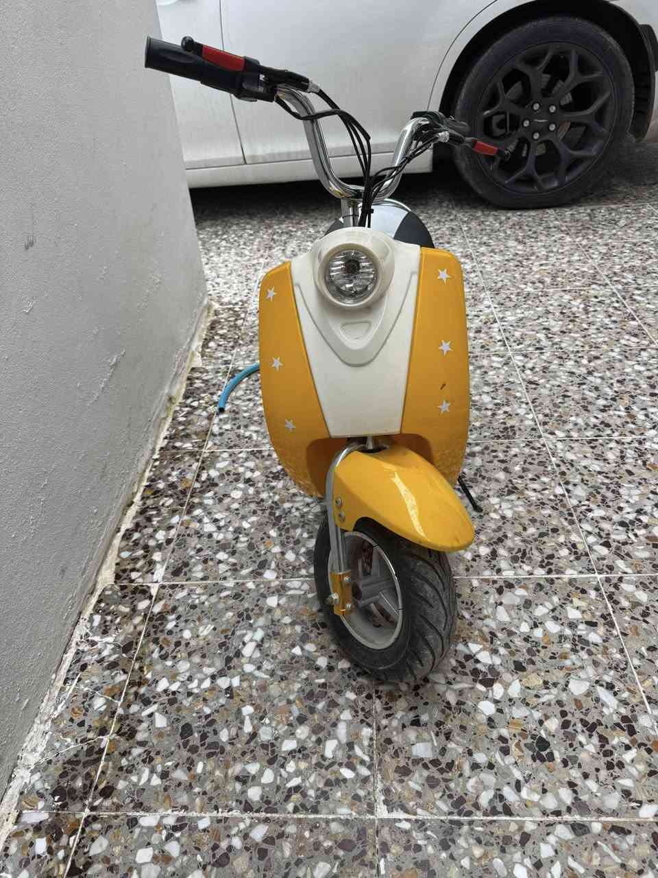 دراجة ( ماطور ) شحن نوعية جيدة جداً للبيع 
سعره 225 الف وبي مجال 
الموقع : كركوك - المصلى 
رقم الموبايل : ***********
