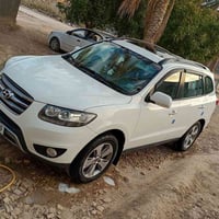 سنتافي ٢٠١٢ • محرك 6 • داخل جلد