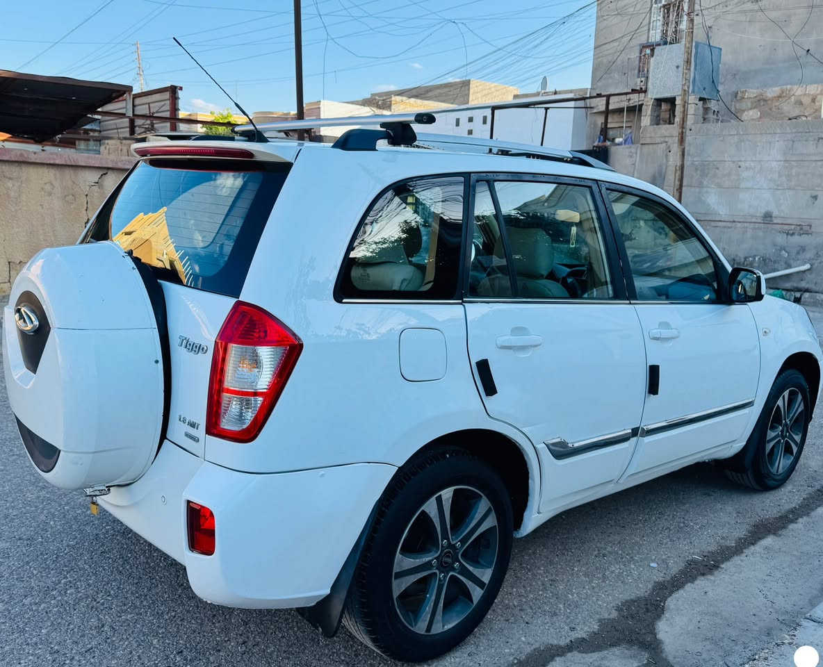 للبيع شيري تيكو موديل 2013 رقم بغداد انكليزي سيارة جاهزة كير محرك تبريد جيد جداً بلادية بدون ضربة بيها صبغ قطعتين بدون دواخل مكانها الرمادي سعرها 60 ورقة وبيها مجال بسيط للاستفسار اكثر الاتصال بالرقم *********** اعتذر عن البيع بالتقسيط
