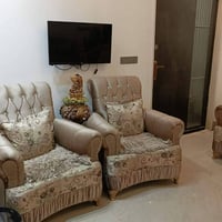 طقم كنب • مستعمل نظيف • القادسية الاولى