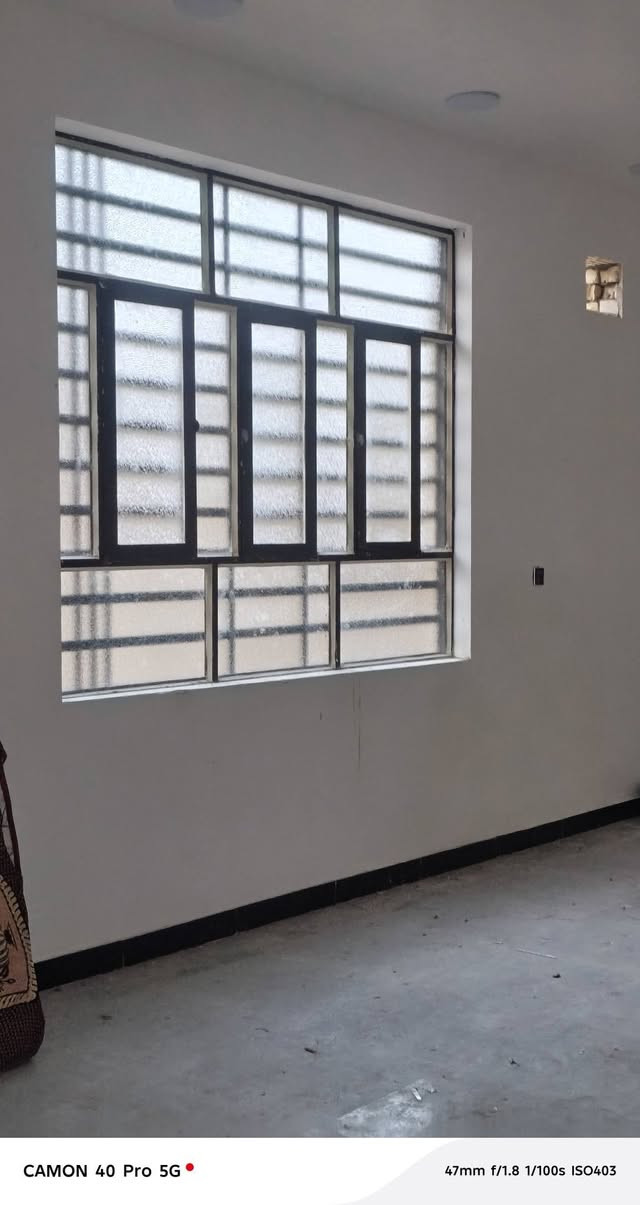 سيد حيدر للزجاج والمرايه يتوفر لدينه جميع انواع الزجاج والوجهات 10 ملم وعمل الالمنيوم وال ببسي  في النجف الاشرف وبانسب الاسعار الجمله الرقم الاول ***********
الرقم الثاني *********** «تم تنفيذ هاذه العمل بايادي كوادر محترفه »
