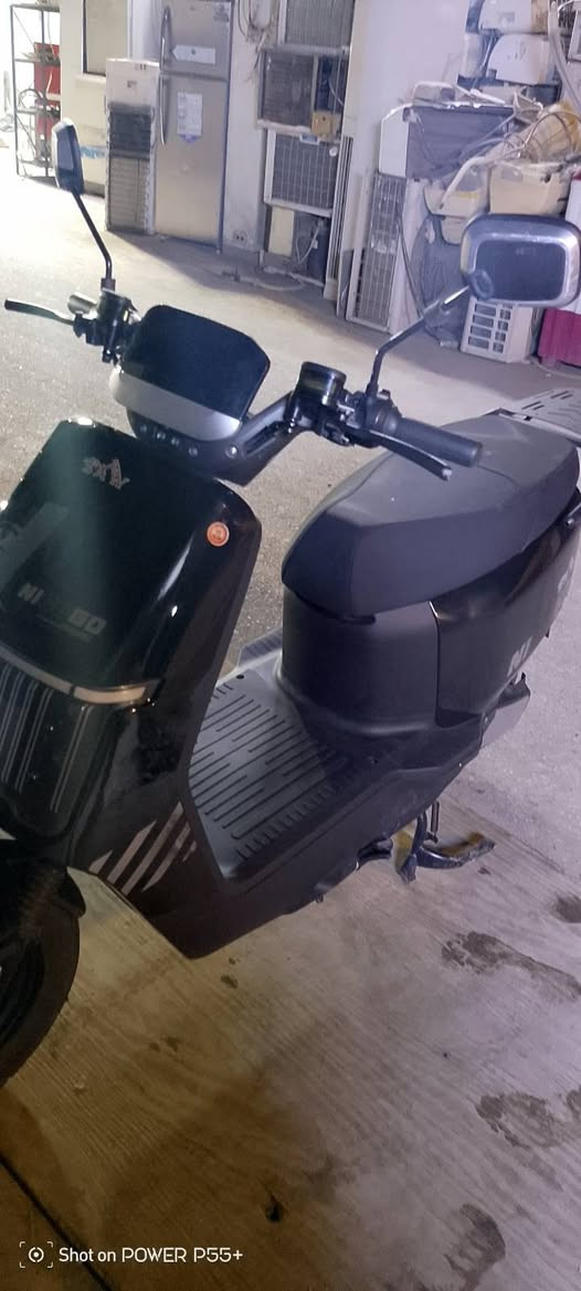 سلام عليكم دراجه شحن سكنس 6بطاريات 72v
السرعه 80حقيقي بيها أشويه ملاحظات بسيطه تتنزل من السعر مكاني ديالى بعقوبة السعر 600وبيها مجال للشراي


**إذا كنت صاحب هذا الإعلان وتريد حذفه لأي سبب، رجاءا أرسل رسالة إلى الدعم الفني**