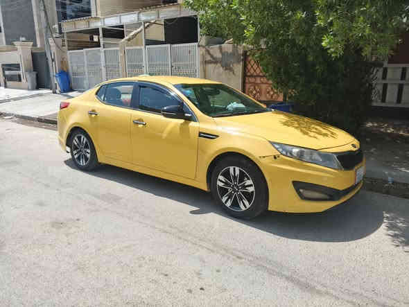 سلام عليكم 
اومتما موديل 13 
وارد امريكي 
تخم تاير جديد كهربايات بلاديه 
صدر امامي خلفي جديد مكينه وكير خير من لله 
السياره جاهزه شغل وطلع 
المواصفات 
بصمه تشغيل 
بصمت ابواب 
بصمه جنطه 
كشن السايق كهربائي 
تحكم ستيرن  لايتات زنون عالي وناصي 
السياره فول ما عده الفتحه 
مابيه اي نقص  
السياره بسمي ثاني يوم تحويل  
مكاني بغداد العامريه 
*********** تصال رصيد 
***********واتساب  
السعر 95
