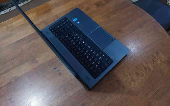 السلام عليكم ... لابتوب بسعر جدا مناسب كور اي  7  ماركة HP ...شاشة حجم 15.6 دقة FULL HD ...كرت شاشة خارجي منفصل من نيفيدا  ...هاردين الاول SSD  256 خاص للنظام والثاني  خزن 500 كيكا  ...رام حجم 12 كيكا...ال لابتوب نظيف  وشحنة ممتاز(بطارية جديدة)  كيبورد ضوئي ملائم للبرامج  والدراسة والاعمال  والالعاب المتوسطة وغيرها مكانه بغداد السعر فقط 175  الف  للاستفسار *********** او ***********
