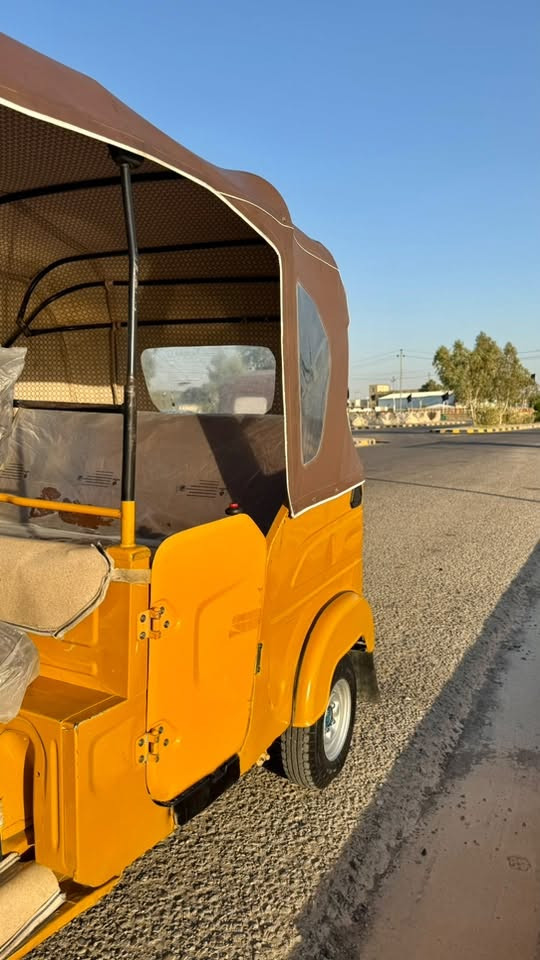 تكتك 2021 مرقم كامله گبل لشارع 
تخم تاير جديد ماعوزهه برغي 
بيهه بارد وره صفحه وحده 
لونين التكتك وحلوه مال جناي
التكتك كفاله

***********
عنوان ميسان المجرالكبير تحويل ثاني يوم
