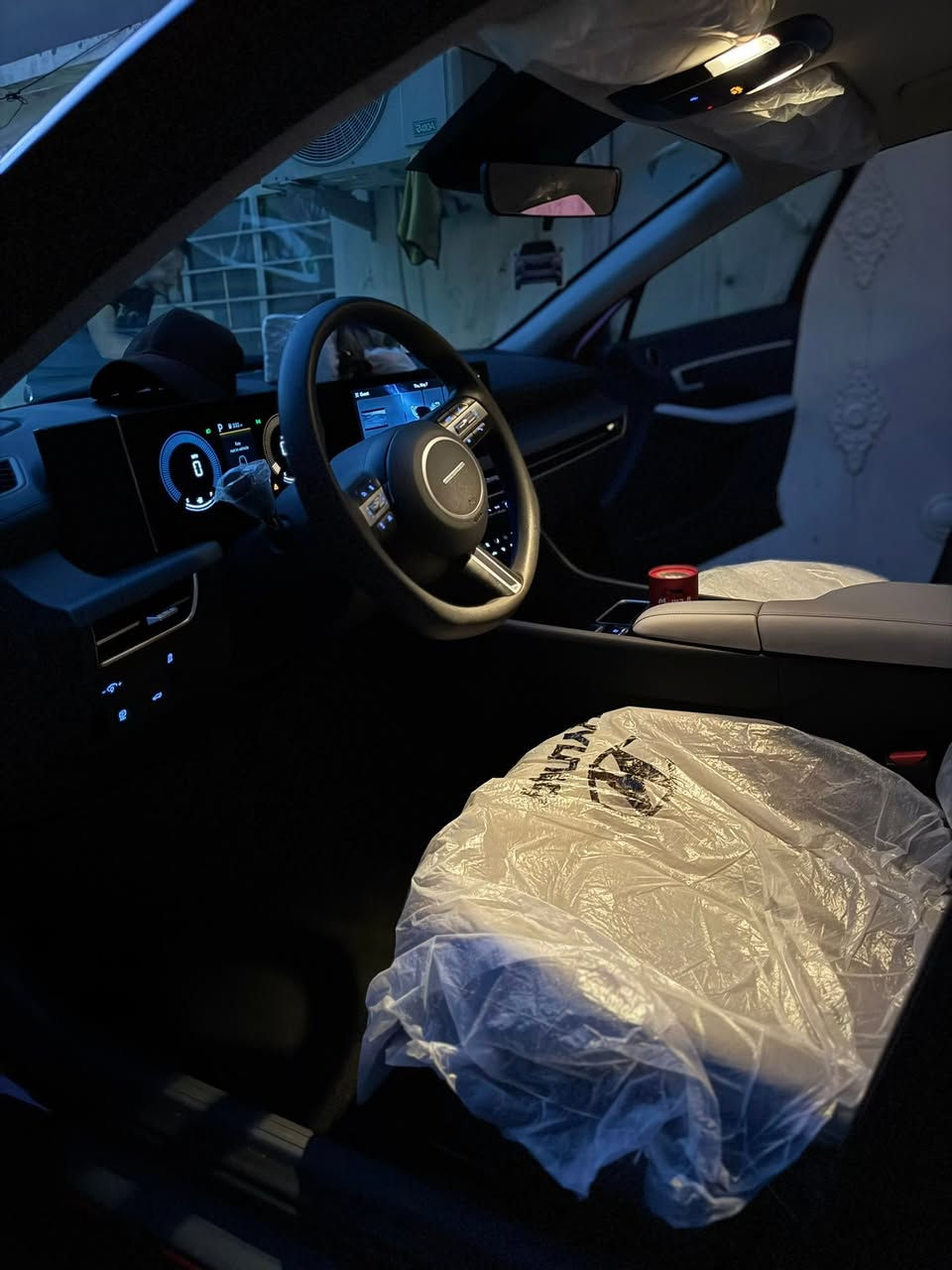 السلام عليكم
سوناتا 2025 الشكل الجديد رقم اربيل بسمي حادث صندوك بلحوض بيها جاملغ خلفي مكحل وبنيد رصعات صغيره ممصلحها بدون يرباك فقط ماشيه 19ميل مواصفات SEL تجي فول عدا البنوراما
محرك 2500
دشبول الكتروني متصل مع شاشة كاملة
أنظمة قيادة متعدد
رادارات امامي جانبي خلفي
قيادة آليه * تحديد مسار
لايت زينون عالي ناصي
نهاري - بك لايت لد LED
مانع تصادم امامي خلفي
صمة تشغيل + بصمة ابواب + تشغيل عن بعد كشن كهربائي
ندفئة كشنات
اوتو هولد توقف ذاتي اثناء الازدحام
حكمات استيرن فول
سايد بريك بصمة
صندوك ذكي + بصمة
كيرها تعليك النظام الجديد
كامرا خلفيه دوارة وشاشة نظام ابل كار بلي
السعر 180
***********
الجادرية
