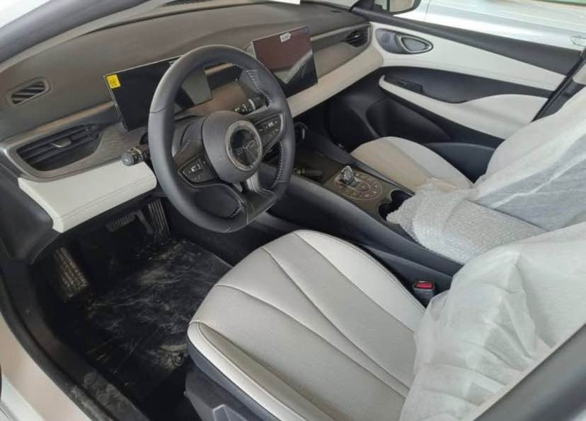 Byd seal 05 2025
ڕەقەم سلێمانی
سپی ناو کرێمی
٤٤٠٠ کم ڕۆشتوە 
بە شەرتی سۆنەر 
ئەشیای بیلادی لەگەڵە
تانکی گەورە ۲۱٠٠ کم ئەروات
۲ سویچ و کارتی بیلادی
شەحن 
شوێن سلێمانی
۱۳٦ مەجالێکی کەم
ئەگەر موشتەری نیت تێل مەکە 
***********
ـ٠۷۷٠۱۷۲۲۲٦۸ـ
تەنها واتس ئاپ و فایبەری لەسەرە السليمانية, العراق
