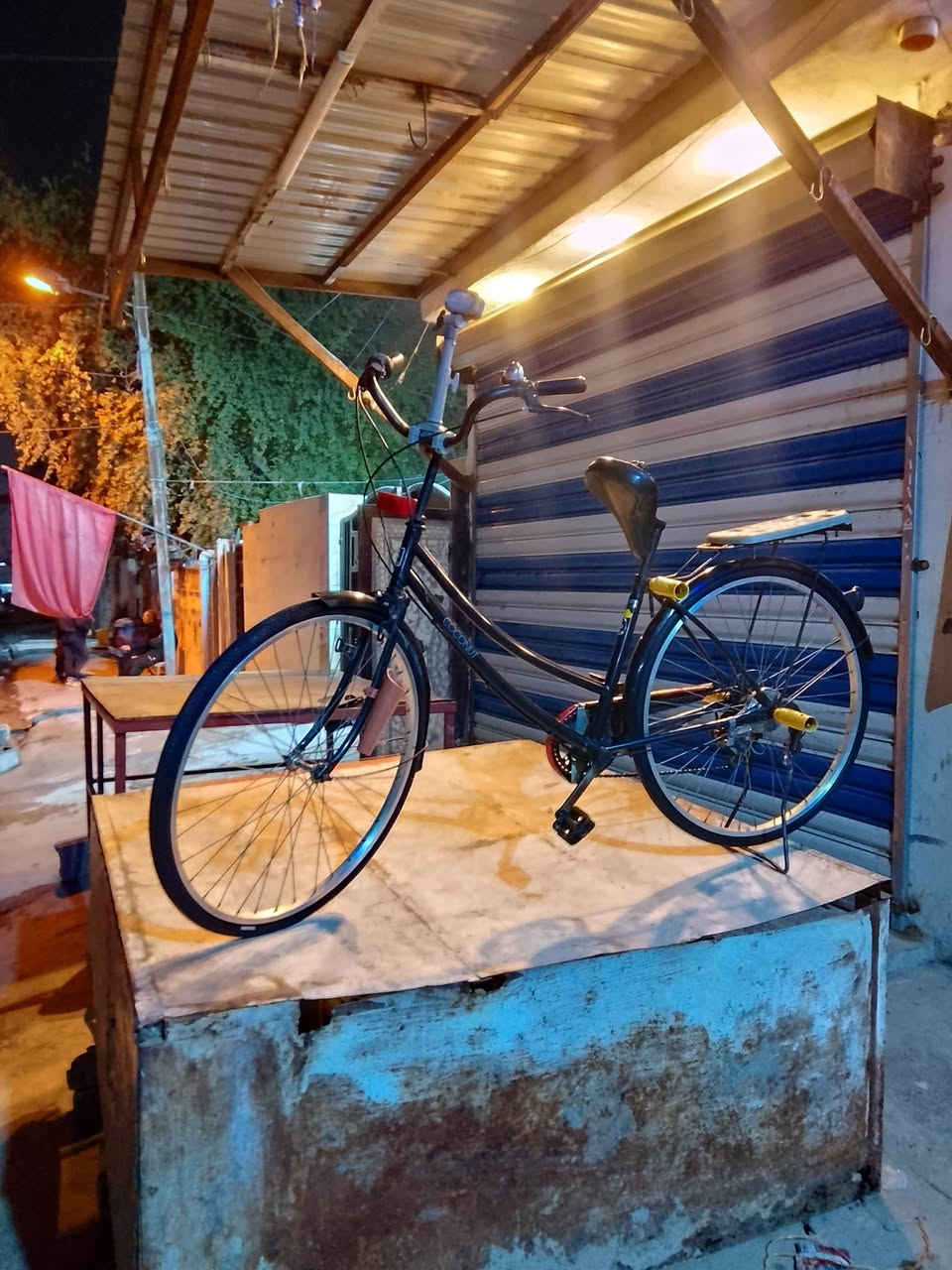 السلام عليكم
الباسكل للبيع مكفول نضيف مثل البصورة كل نقص ما بي على كفالتي السعر 80 للستفسار ***********2
